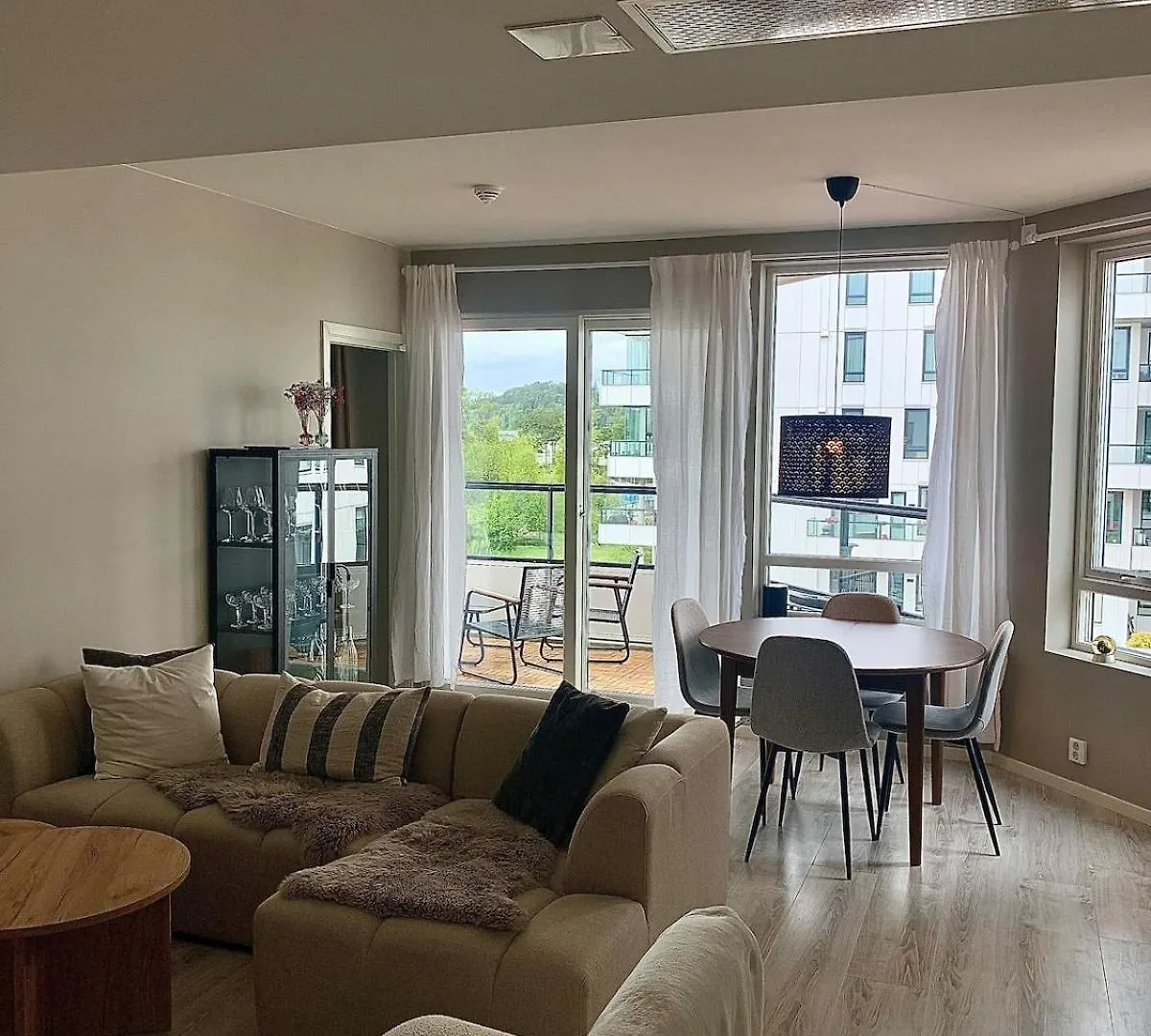 Lys Og Moderne 3-Roms Pa Sandsli Bergen